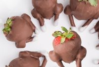 Chocolate-Covered Strawberry Turkey Treats for Kids