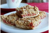 Strawberry Crumble Bars Recipe — Quick Homemade Dessert Bars