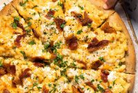 20-Minute Mac and Cheese Pizza Recipe: Quick Comfort Dinner