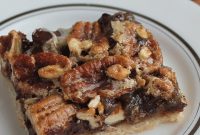 Chocolate Pecan Pie Bars Recipe — Gooey Chocolate Pecan Squares