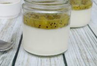White Chocolate Panna Cotta with Fresh Kiwi Compote