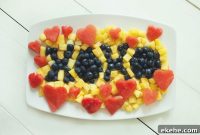 XOXO Valentine’s Day Fruit Tray Ideas for a Romantic Spread