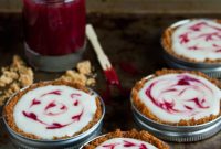 White Chocolate Raspberry Mason Jar Tarts — No-Bake Dessert