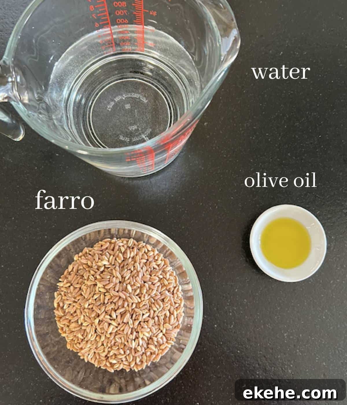 Farro ingredients for the rice cooker.