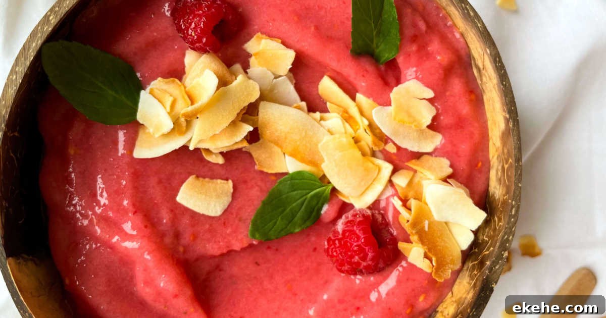 Raspberry Pineapple Smoothie Bowl
