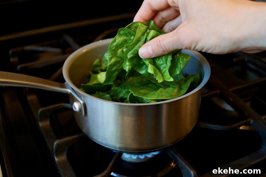 Steaming spinach