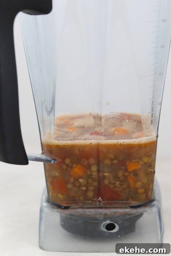 Lentil soup in a blender jar