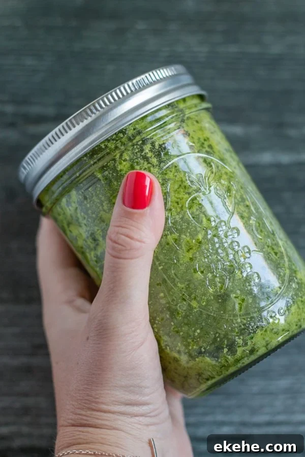 How to Make Classic Pesto 3