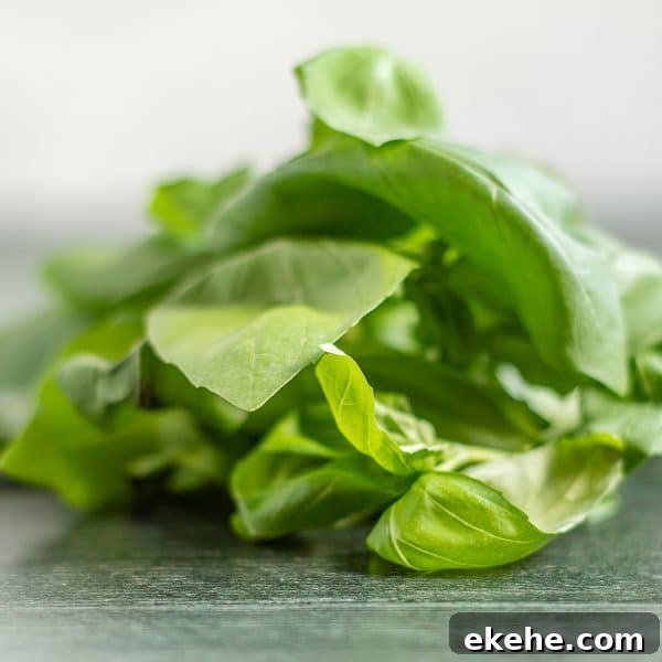 How to Make Classic Pesto 4