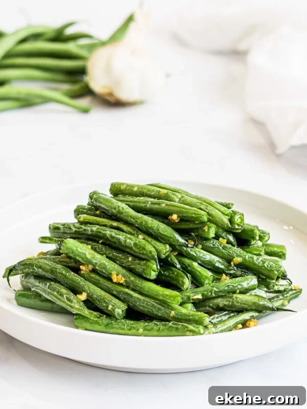 Chinese style dry fried garlic green beans, Din Tai Fung green beans