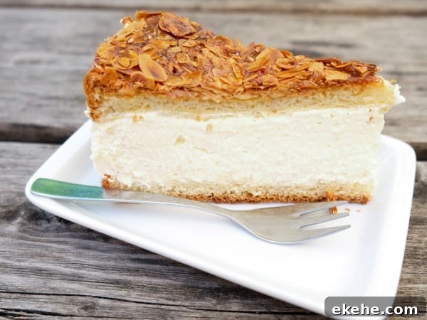 Bienenstich cake