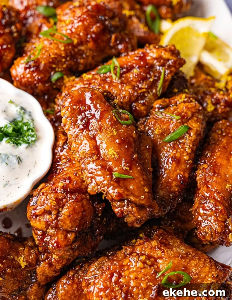 Crispy chicken wings a soy and garlic sauce 