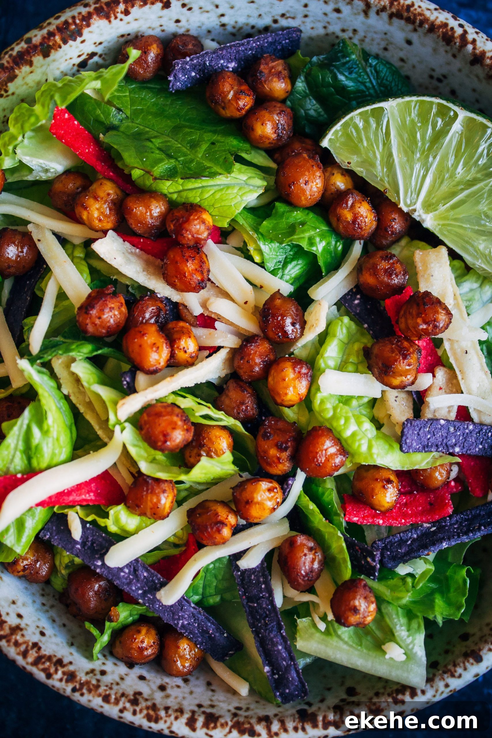 Crunchy Vegan Chipotle Salad | Well and Full | #vegan #chipotle #recipe