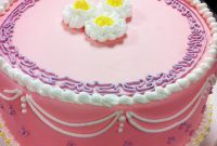 Pastry Course Day 13: Cake Covering, Flower Piping & Dummy Cake Decor